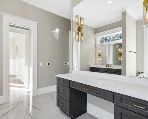 The Manchester | Master Bathroom
