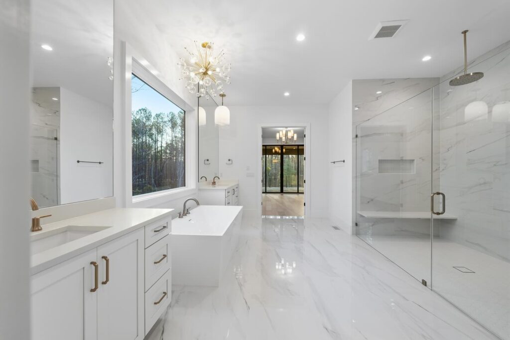Details that invite you in and make you want to stay awhile. This is what home should feel like. ✨
⁣
#homesteadbuilt #interiordesign #customhomedesign #luxuryliving #homebuildingjourney