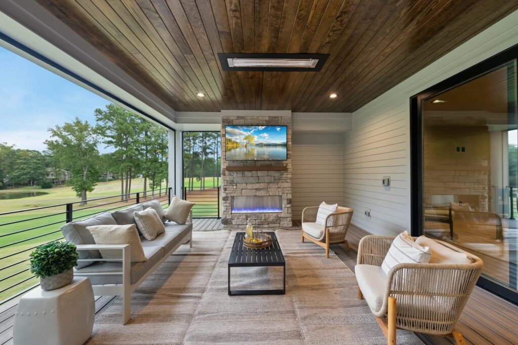 This is the kind of outdoor living space made for March Madness. 🏀⁣
⁣
How’s your bracket looking? 👀⁣
⁣
#homesteadbuilt #marchmadness #basketball #outdoorliving #outdoordesign