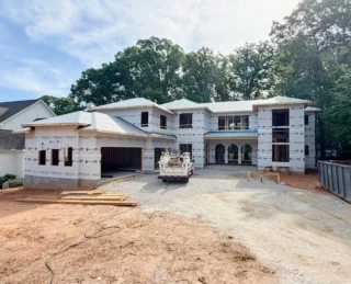 Each phase brings more definition. 🏡🛠️ ⁣
⁣
4308 Windsor Place continues to take shape, revealing the balance of modern lines and Mediterranean influence planned for this Farrior Hills home.⁣
⁣
Builder:⁣ @homesteadbuildingcompany 
Architect:⁣ @mcmillandesigninc 
Listed by:⁣ @thejimallengroup 
⁣
#homesteadbuilt #mediterraneanhome #luxuryhome #customhomedesign #raleighrealestate
